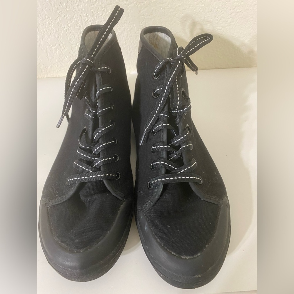 Rag & Bone standard Issue Black High-Top Sneakers with White Stitching size 39.5